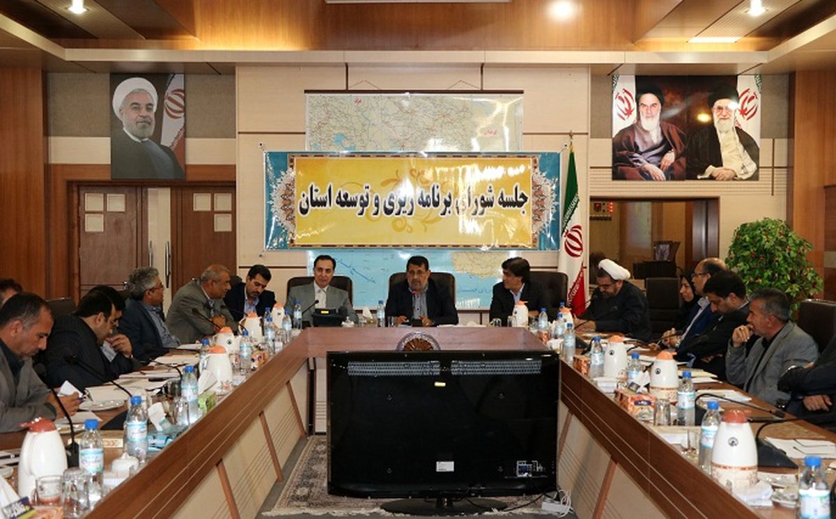برخی‌ها با عوام‌‌فریبی گام در راه تخریب دولت برداشته‌‌اند