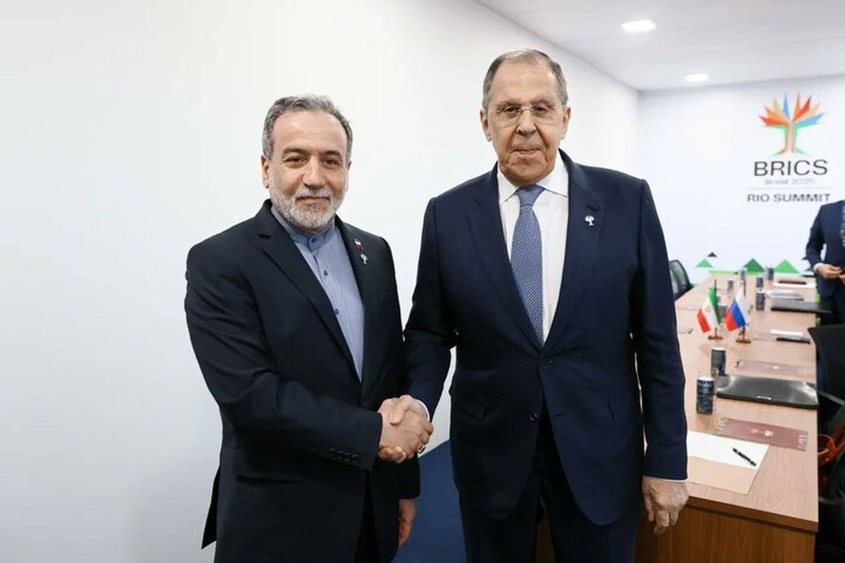 دیدار و گفتگوی عراقچی و لاوروف