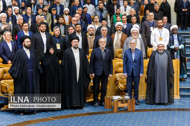 اختتامیه نخستین دوره جایزه جهانی امام خمینی (ره)