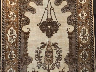 مجوز مجموعه‌داری فرش خودرنگ سنگسری صادر شد