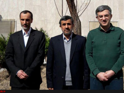 کار احمدی‌نژاد، بقایی و مشایی سبک‌سرانه بود
