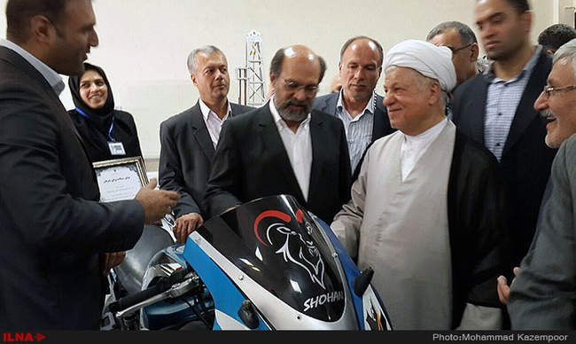 بازدید آیت‌الله هاشمی رفسنجانی از دانشگاه آزاد اسلامی واحد دماوند