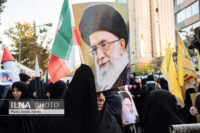 راهپیمایی گرامیداشت روز ۱۳ آبان