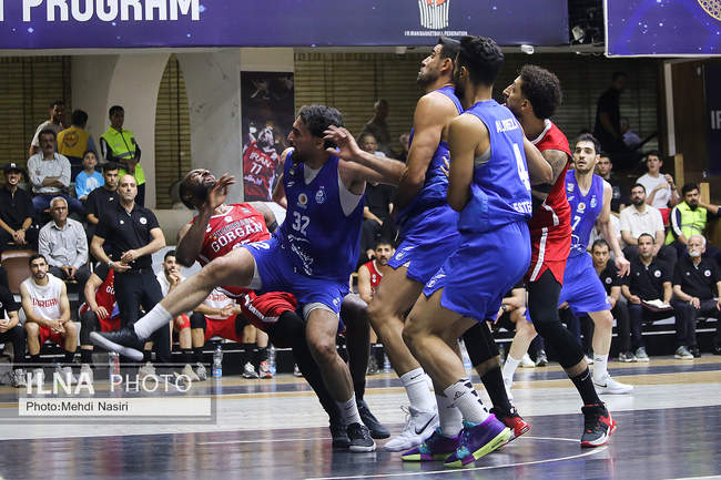 دیدار تیم های بسکتبال استقلال و شهرداری گرگان (گزارش تصویری)