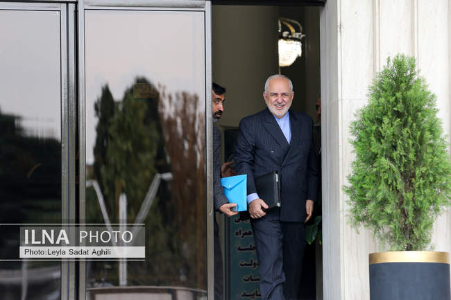 حاشیه جلسه هیات دولت - ۷ آذر