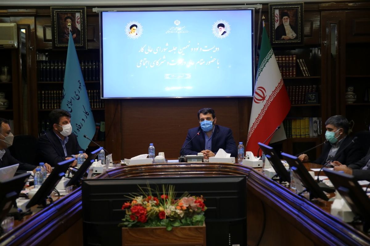  تعاون و همکاری نمایندگان کارگری و کارفرمایی در شورایعالی کار  بی‌نظیر است