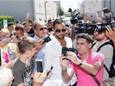 بن عطیه در باشگاه یووه حاضر شد+عکس