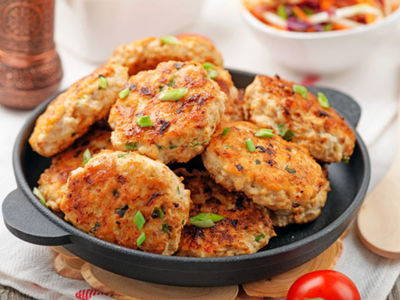طرز تهیه کتلت مرغ، غذای خوشمزه و مقوی 