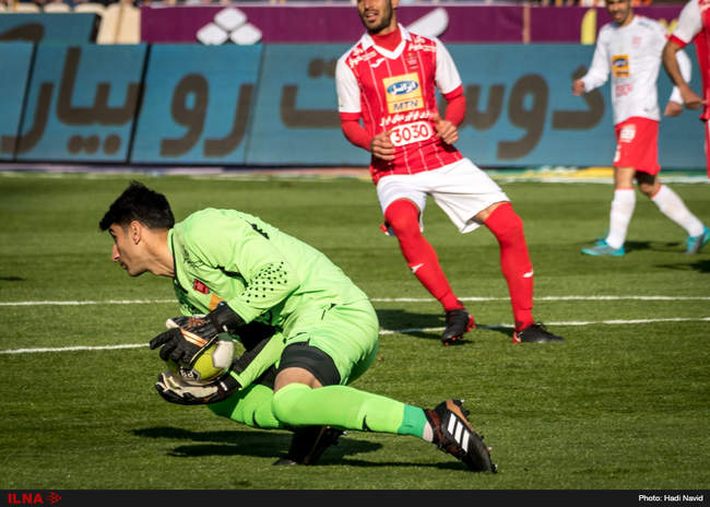 لیگ برتر فوتبال: پرسپولیس ۲ - تراکتورسازی ۰