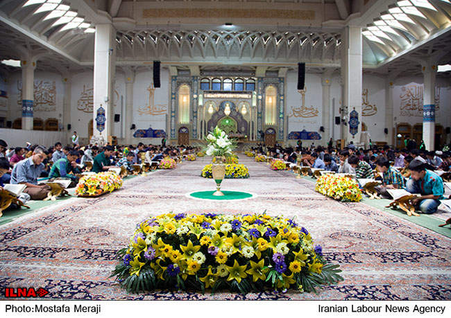 آئین جزء خوانی در حرم حضرت معصومه