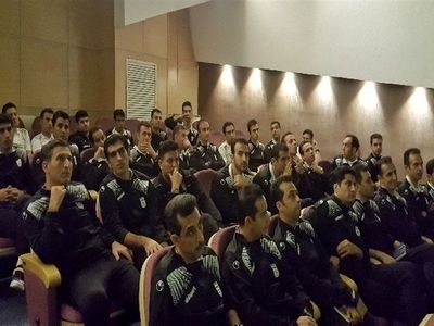 برگزاری کلاس توجیهی و دانش افزایی داوران فوتبال
