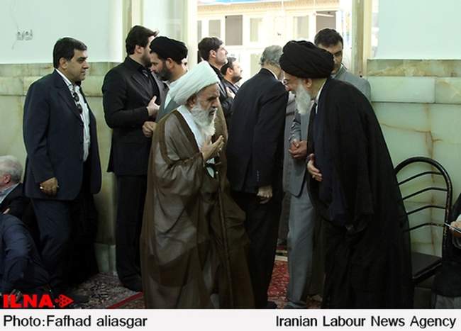 مراسم ترحیم مادر آیتالله هاشمی شاهرودی