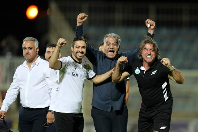 گزارش تصویری دیدار تراکتور و استقلال