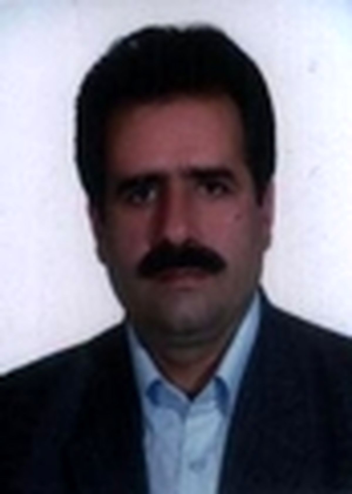 علت اصلی مشکلات کارگران، عدم حضور نمایندگان متعدد کارگری در مجلس است