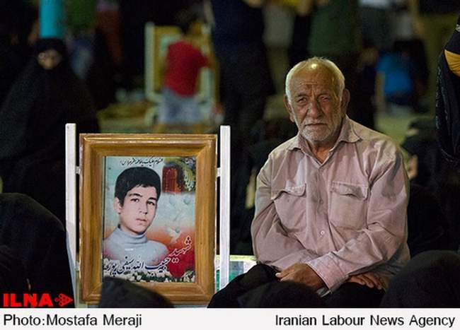 مراسم احیاء شب نوزدهم ماه رمضان در امامزاده هلال ابن علی شهرستان آرا