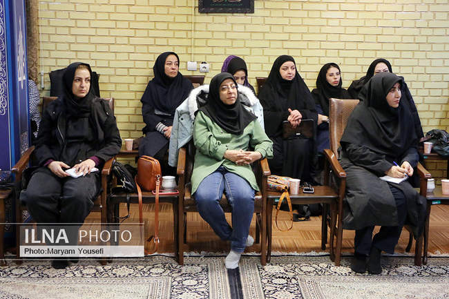 نشست صمیمی اصحاب رسانه با امام جمعه تبریز