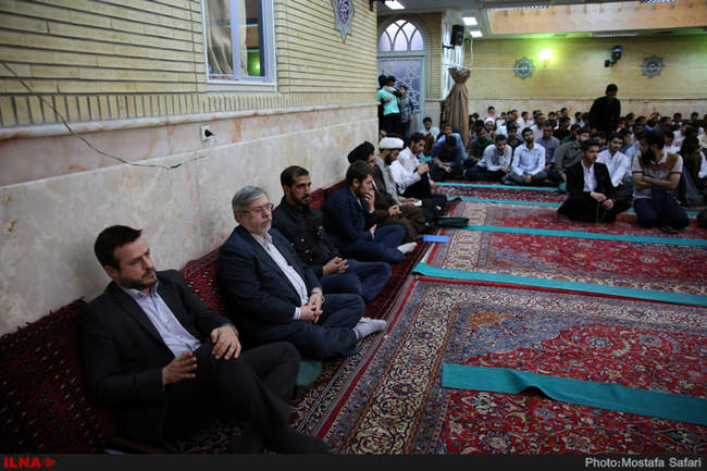 دیدار سرخو با حافظان قرآن موسسه بیت الاحزان حضرت زهرا در مسجد جابری و