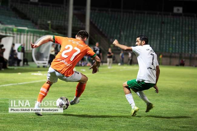 برد خانگی تیم فوتبال ذوب آهن اصفهان مقابل مس رفسنجان