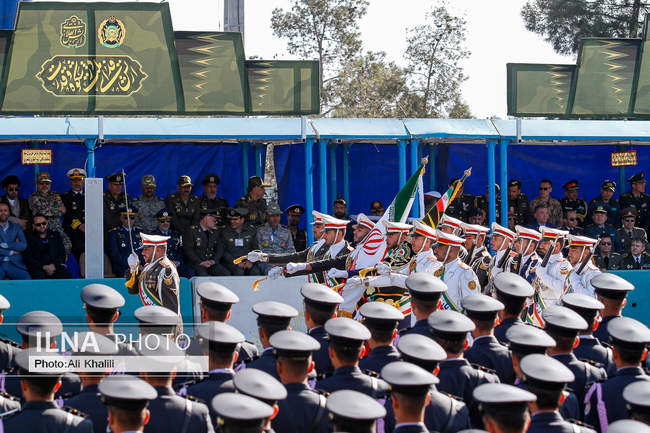 مراسم رژه روز ارتش با حضور رئیس جمهور