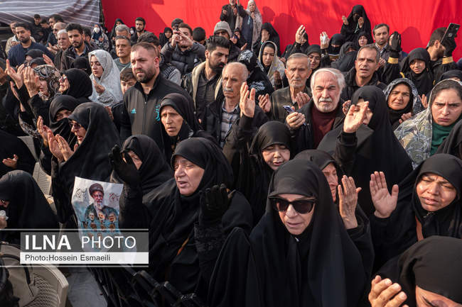 خاکسپاری پیکر شهید علی شمخانی در امامزاده صالح (ع)