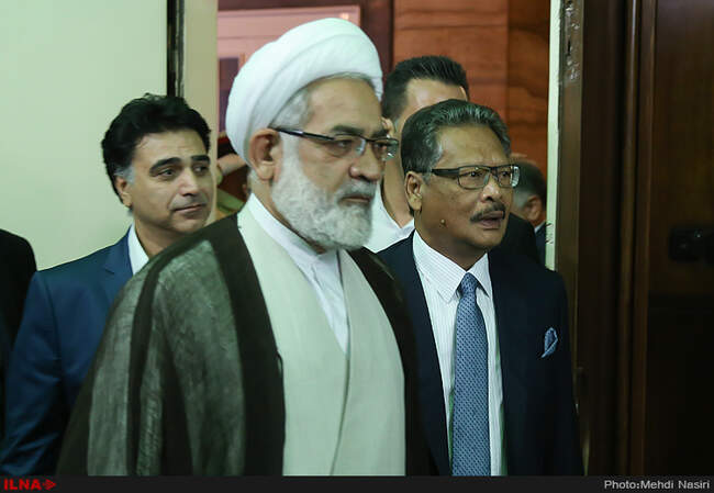دیدار حجت‌الاسلام محمد جواد منتظری با داتوسری افندی بن‌علی دادستان کل کشور مالزی