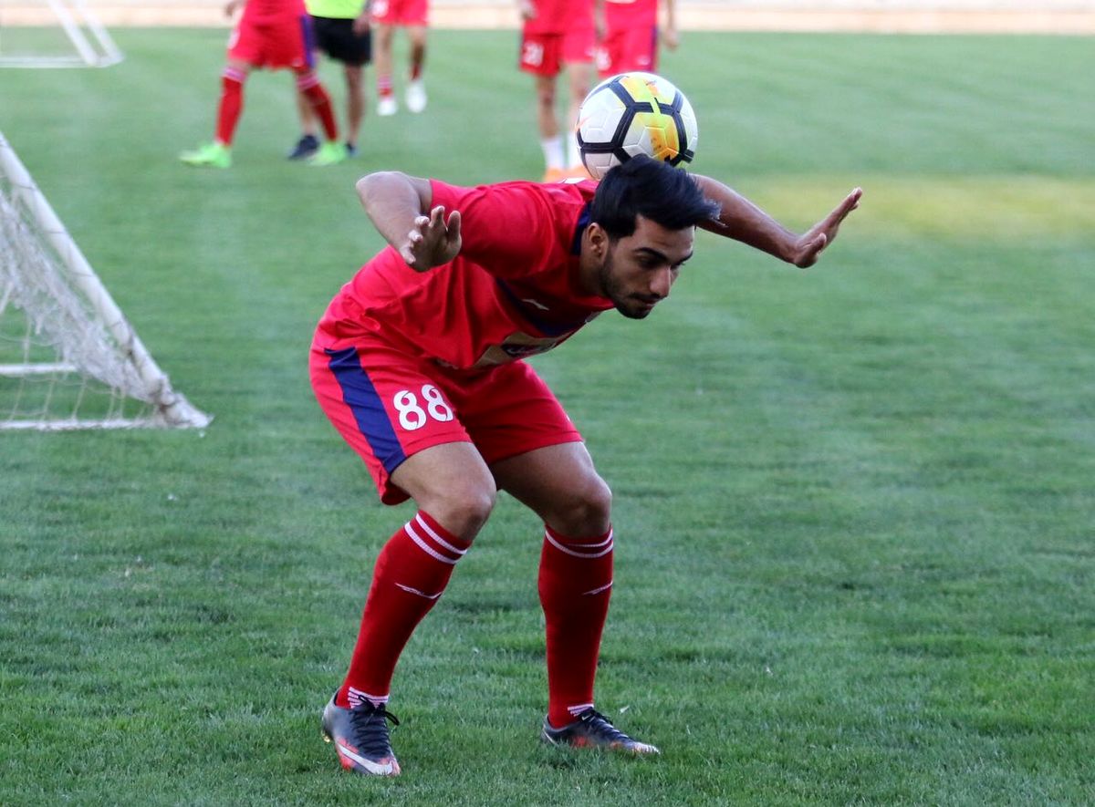 شوک در اردوی پرسپولیس: سیامک نعمتی در خطر از دست دادن دیدار السد