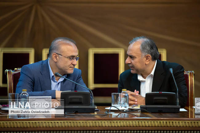 نشست صمیمی رئیس جمهور با جمعی از فرهیختگان علمی و اقتصادی