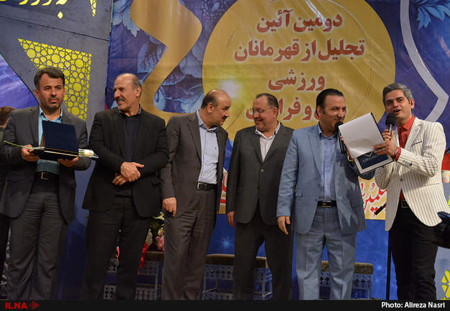 آیین تجلیل ازقهرمانان ملی و فراملی قزوین