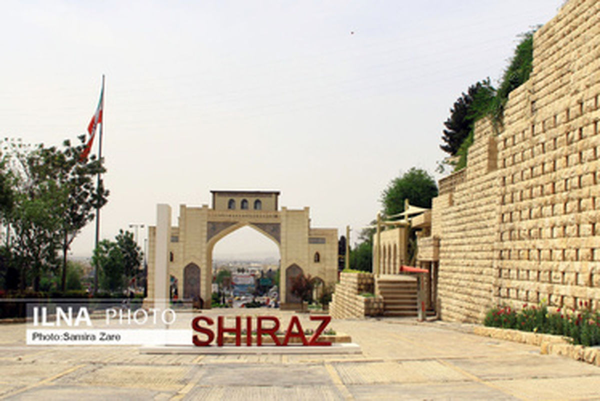  اردیبهشت تمام شد؛ چشم امید گردشگری فارس به خرداد است /فخری : بیش از ۷۰ درصد دفاتر گردشگری فارس در تعطیلی  کامل به سر می‌برند
