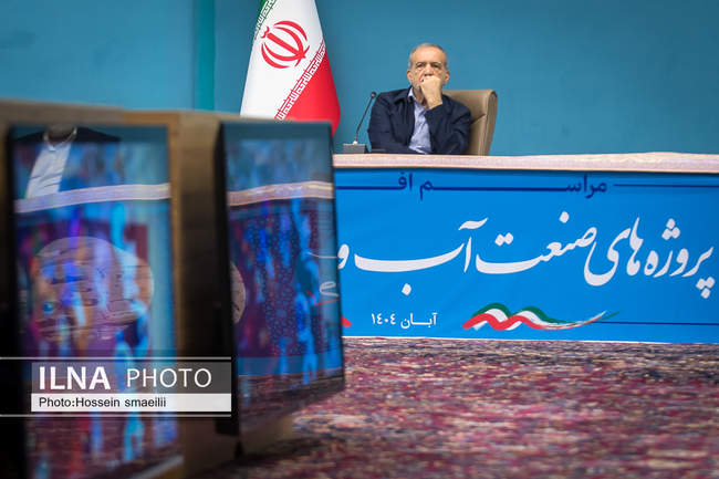 مراسم افتتاح پروژه های صنعت آب و برق 