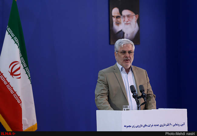 بازدید رئیس جمهور از شرکت داروسازی رازک و رو نمایی از داروهای جدید