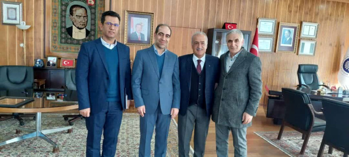 دانشگاه صنعتی سهند با دانشگاه‌های آتاتورک و صنعتی ارزروم ترکیه قرارداد همکاری منعقد کرد