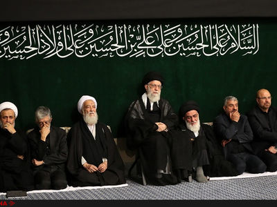 مراسم عزاداری شام غریبان در حسینیه امام خمینی (ره) برگزار شد