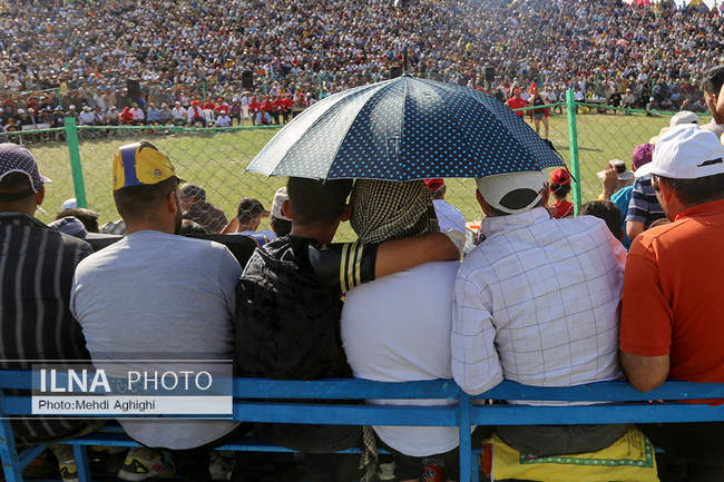 مسابقات کشتی با چوخه در رهورد قوچان