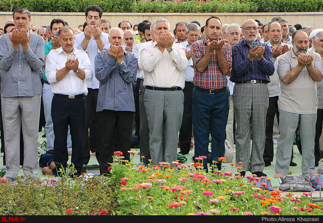 اقامه نماز عید سعید فطر به امامت رهبر انقلاب/3