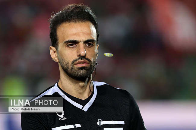 دیدار تیم های فوتبال پرسپولیس تهران و ملوان بندرانزلی