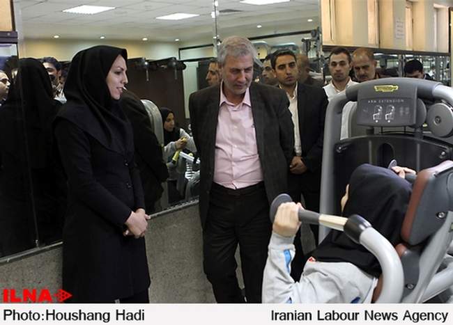 بازدید وزیر تعاون، کار و رفاه اجتماعی از فدراسیون ورزشهای جانبازان و