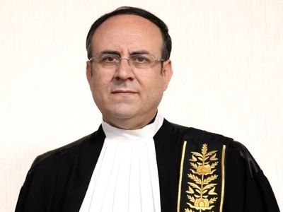 تشکیل« ستاد حقوقی مرکزی دفاع از حقوق کشور»/ آسیب‌دیدگان جنگ برای دریافت معاضدت حقوقی رایگان به دفاتر اسناد رسمی مراجعه کنند