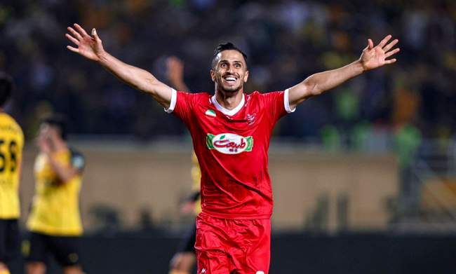 گزارش تصویری دیدار سپاهان و پرسپولیس