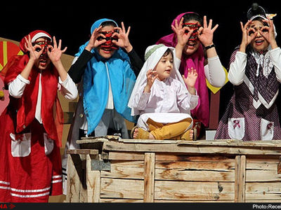 آیا تئاتر در مدارس از حاشیه به متن می‌آید؟/ چشم‌ها به برنامه درسی ملی دوخته شده است