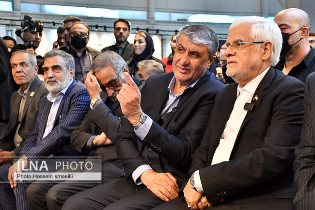 بازدید معاون اول رییس جمهور از نمایشگاه ایران ساخت 