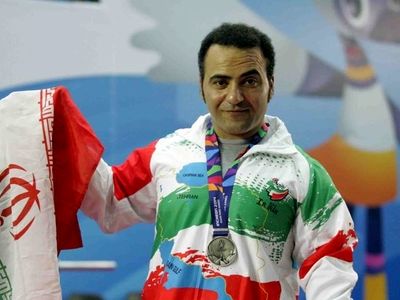نشان برنز حمزه محمدی در دسته 65 کیلوگرم