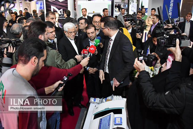 بازدید معاون اول رییس جمهور از نمایشگاه ایران ساخت 