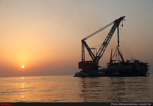 عملیات نصب سکوی  A19 پارس جنوبی  به همت متخصصان ایرانی