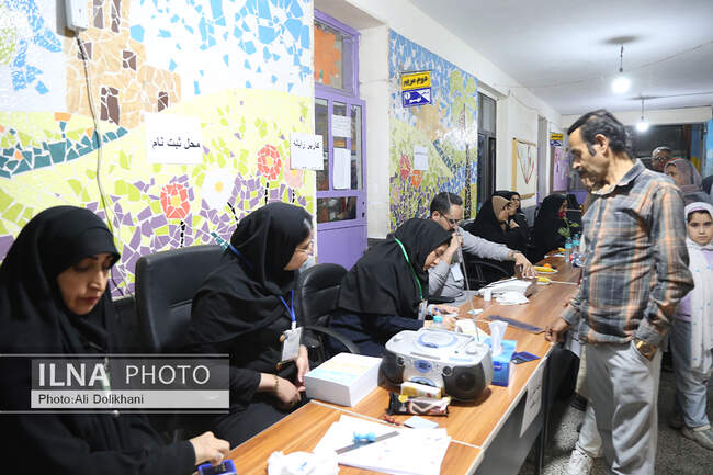 گزارش تصویری از انتخابات مجلس شورای اسلامی و خبرگان رهبری در بندرعباس - 10