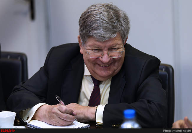 دیدار علیرضا محجوب دبیر کل خانه کارگر با تاپیولا مشاور عالی مدیر کل س