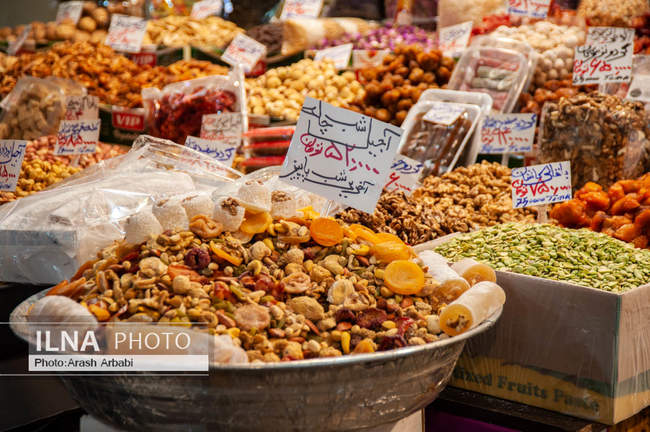  بازار تجریش تهران در آستانه شب یلدا