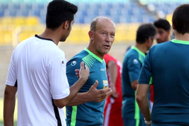 گزارش تصویری بازی پرسپولیس و نفت مسجد سلیمان