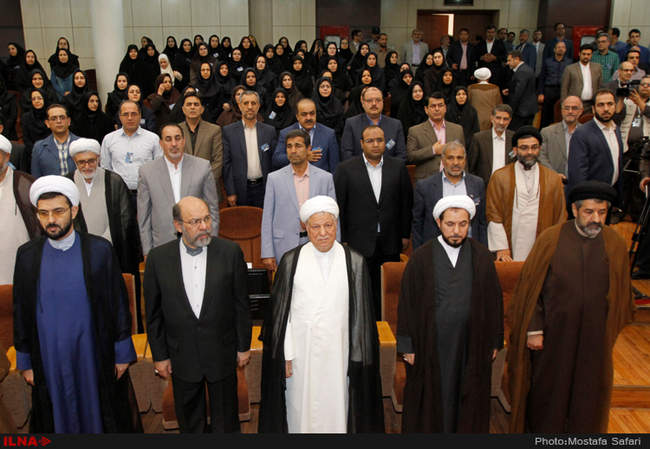 بازدید آیت الله هاشمی رفسنجانی از چند طرح در دانشگاه آزاد اسلامی واحد مشهد 