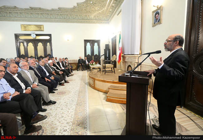 دیدار جمعی از آزادگان هشت سال دفاع مقدس با آیت‌الله هاشمی رفسنجانی